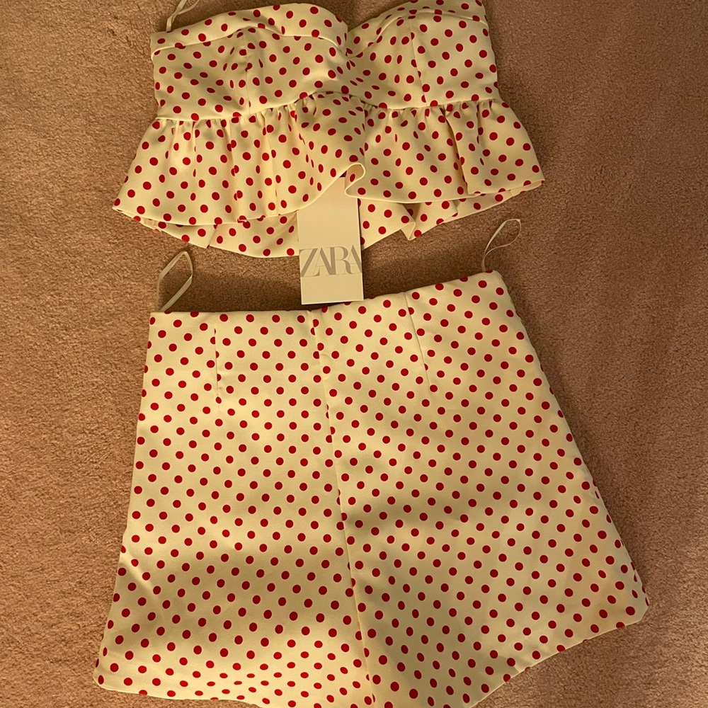 Poka dot Zara set!